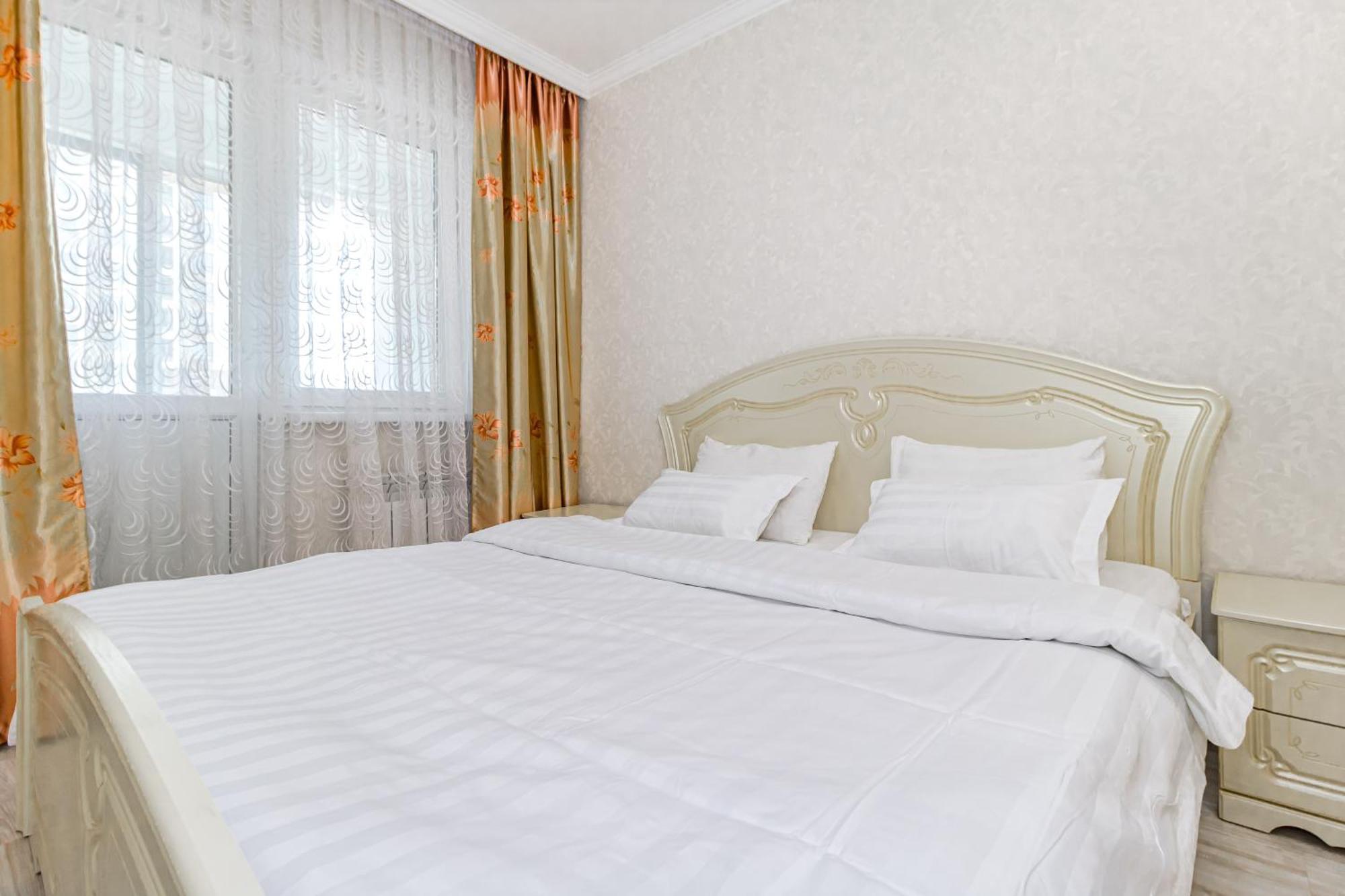 Apartments 7 Я-14 Astana Luaran gambar